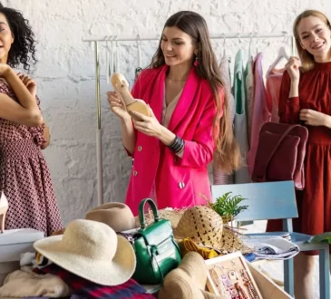 Thrifting Accessories 2025: Smartest Finds to Shop Now